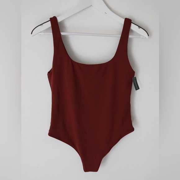 Simons Miyu Square Neck Bodysuit In burgundy Size L - Picture 3 of 5